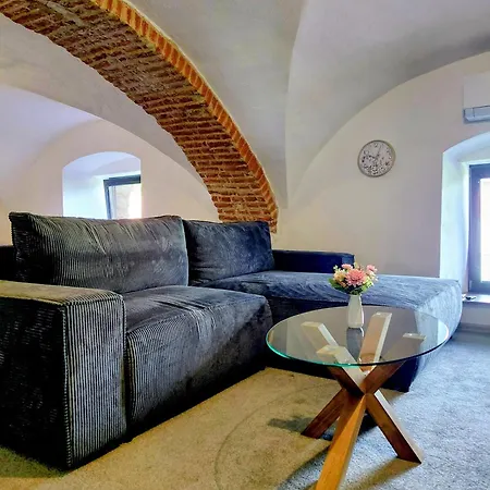 2 Apartman